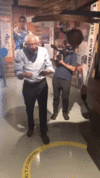 2A2B6F9B-224C-487B-BF18-1C9E0E6E380E.gif