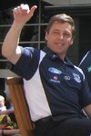 Mark_Thompson,_2008_AFL_Grand_Final_Parade_(2891539055)_(cropped).jpg