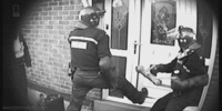 policeraid2.gif