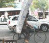 [w.travelblog.org] 117615-Man-carrying-mattress-on-bicycle-1 [e].jpg