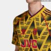 adidas-originals-arsenal-retro-collection-bruised-banana-kit-26.jpg