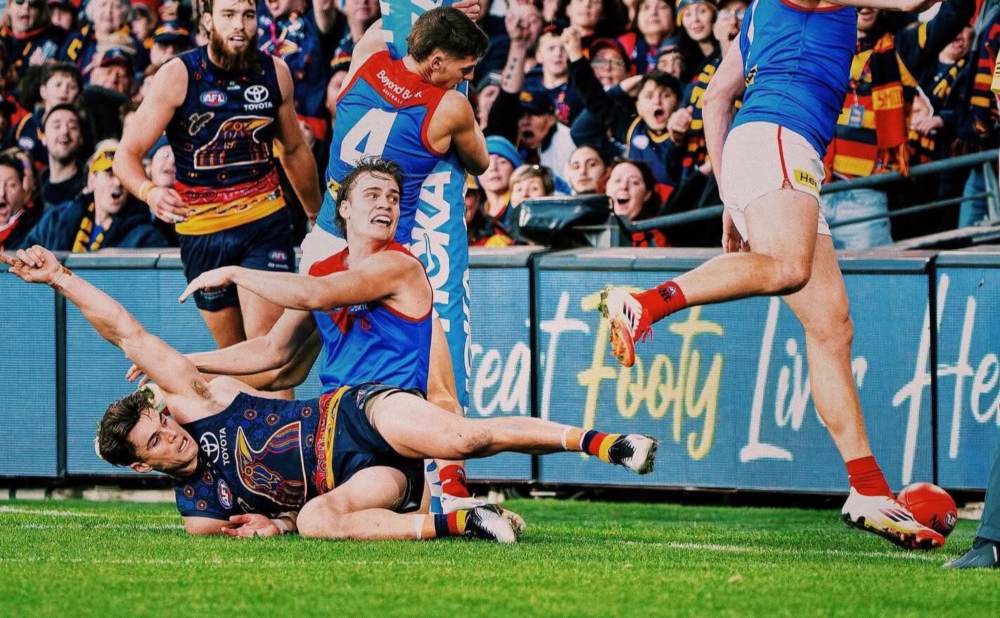 Review - R17: The Good, the Bad and the Ugly vs. Melbourne Demons ...