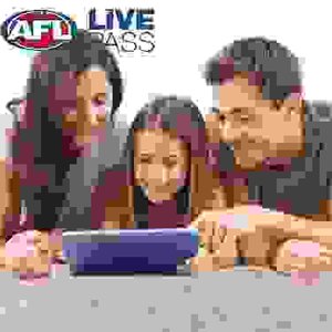 He lines it u... kick... what a g... in the...