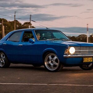 1972-ford-cortina-xl.jpg