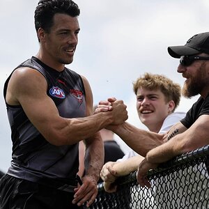 Screenshot_20241208_002631_Samsung Internet.jpg