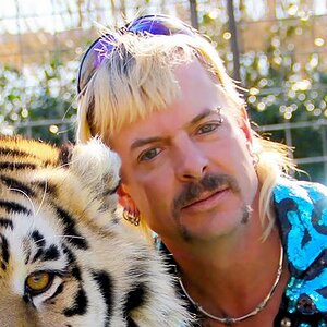 c471889a8bc88a9071586eac7b263d2313-26-tiger-king.rsquare.w400.jpg