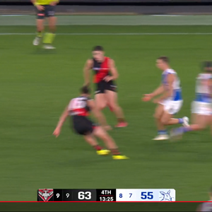 Stoppage 1 Quarter 4 - Photo 4 - Powell Receives - Daniel brings man in and gives up.png