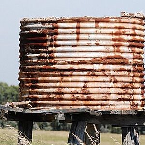 Old Rusty Crusty water tank, Waroona.jpg