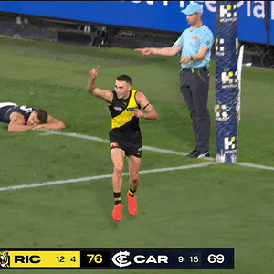 RDT_20250313_22332845402711213362387.gif