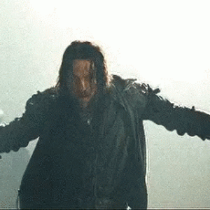 aragorn-opening-door.gif