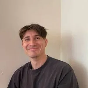 Screenshot 2026-02-16 at 02-12-56 tom rosenthal - Google Search.webp