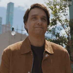 Xdrh5RK6V8MbRW4QJN.gif