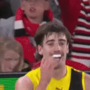 ezgif-2c49fe9e4e1fd41b.gif