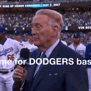 vin-scully-dodgers.gif